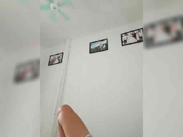CherrieRose30 webcam