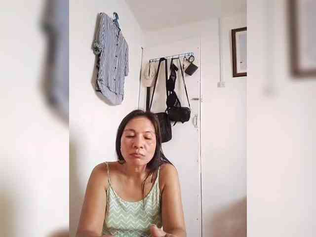 CherrieRose30 webcam