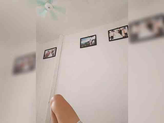 CherrieRose30 webcam