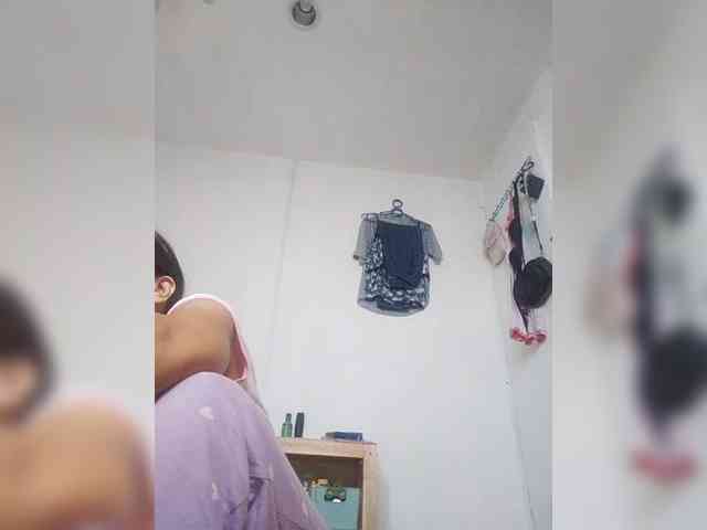 CherrieRose30 Live Webcam on BongaCams