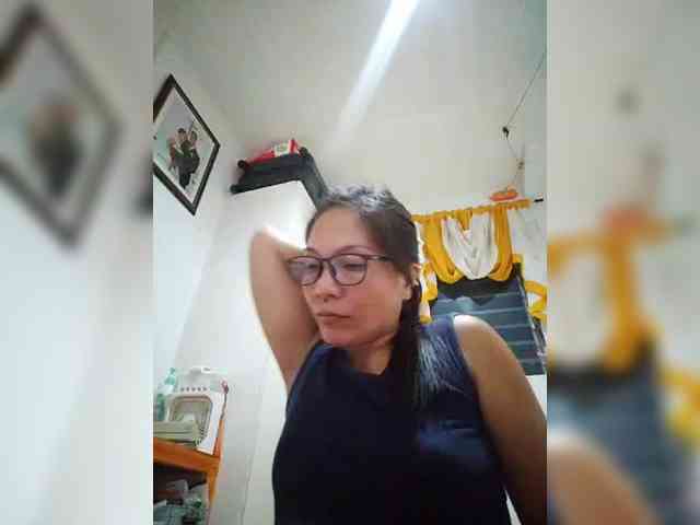 CherrieRose30 webcam
