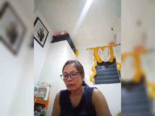 CherrieRose30 webcam