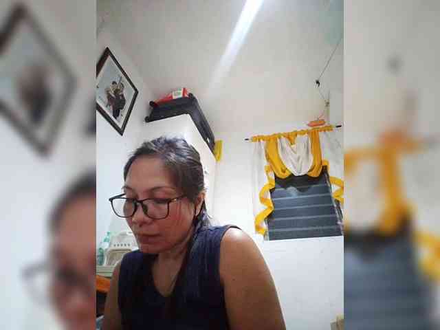 CherrieRose30 webcam