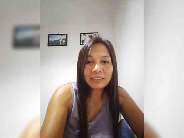 CherrieRose30 webcam