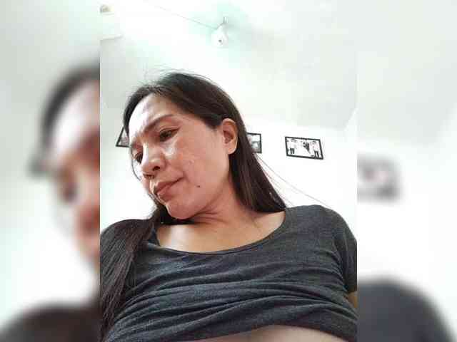 CherrieRose30 webcam