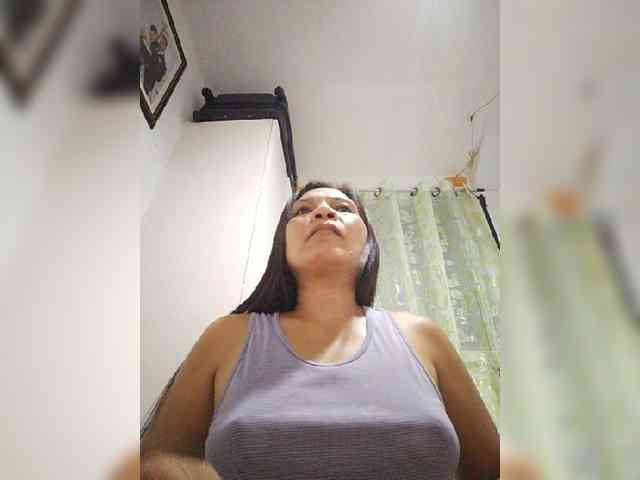 CherrieRose30 webcam