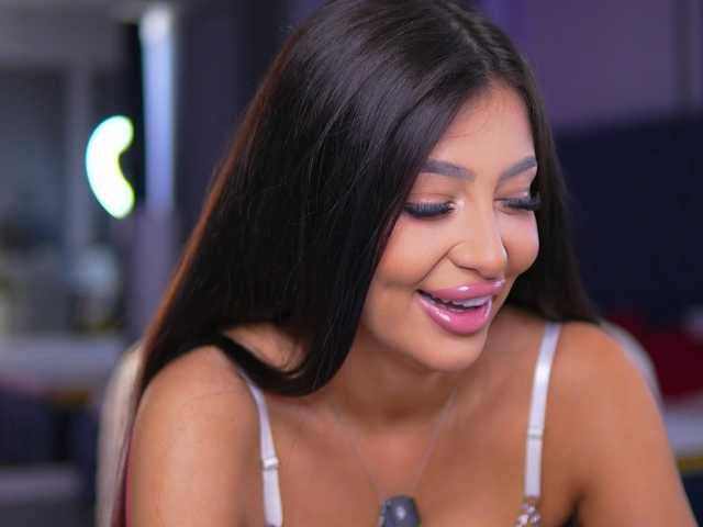 MisssMegann live cam