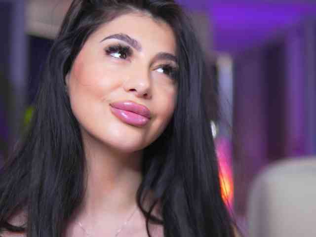 هذا النموذج مباشر الآن. MisssMegann