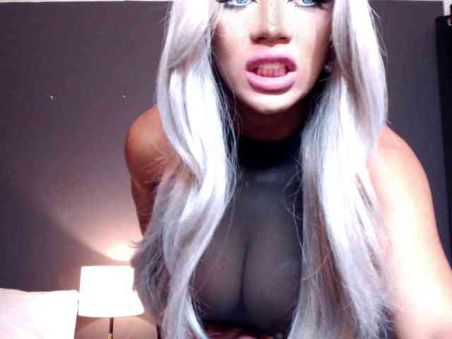 DominantLatina