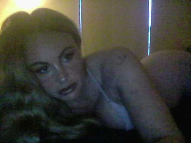 Millisa13 live cam on BongaCams