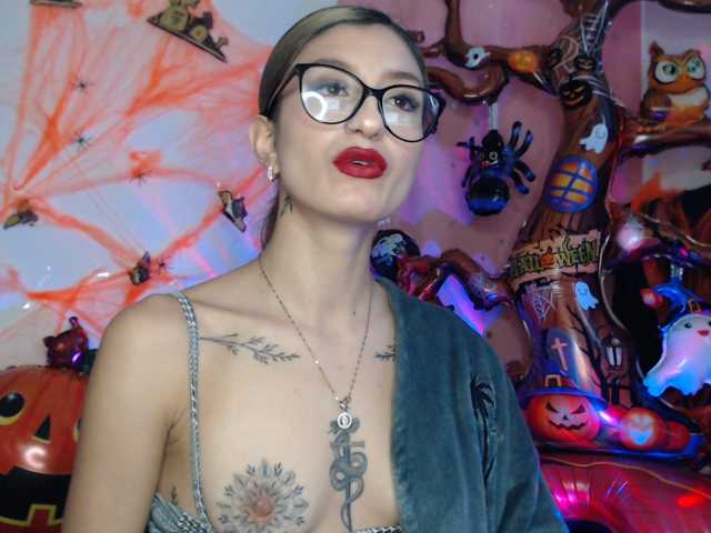 1kaii live cam on BongaCams