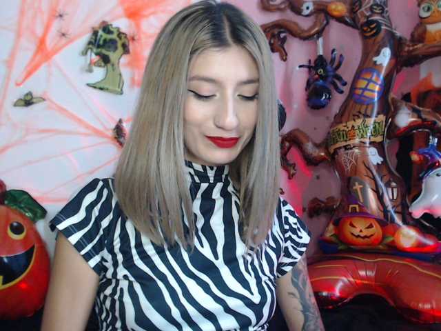 1kaii live cam on BongaCams