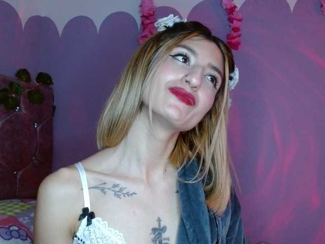 1kaii live cam on BongaCams