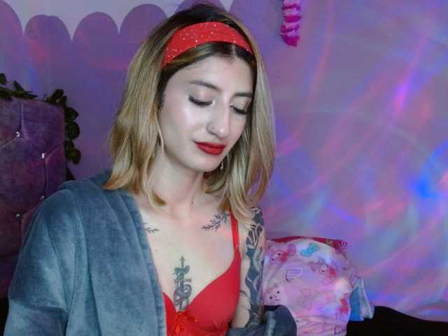 1kaii live cam on BongaCams