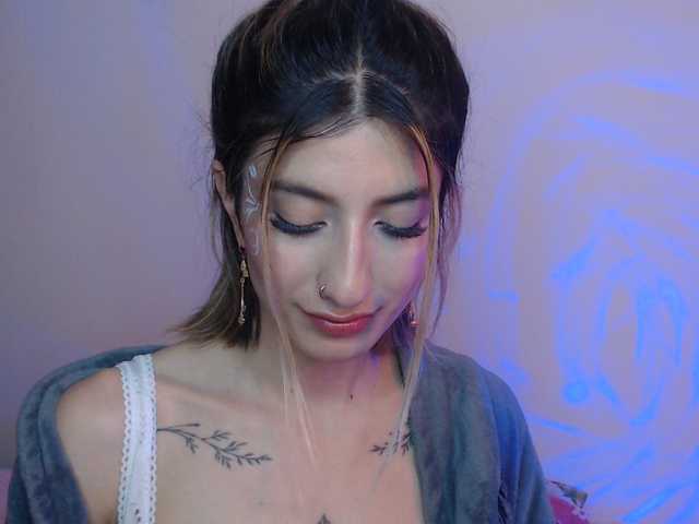 1kaii live cam on BongaCams