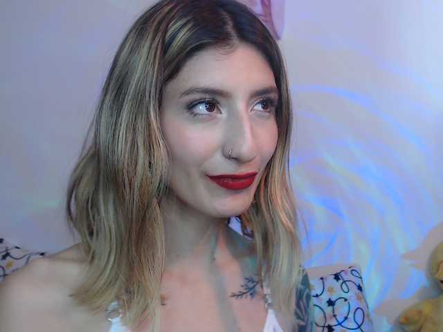 1kaii live cam on BongaCams