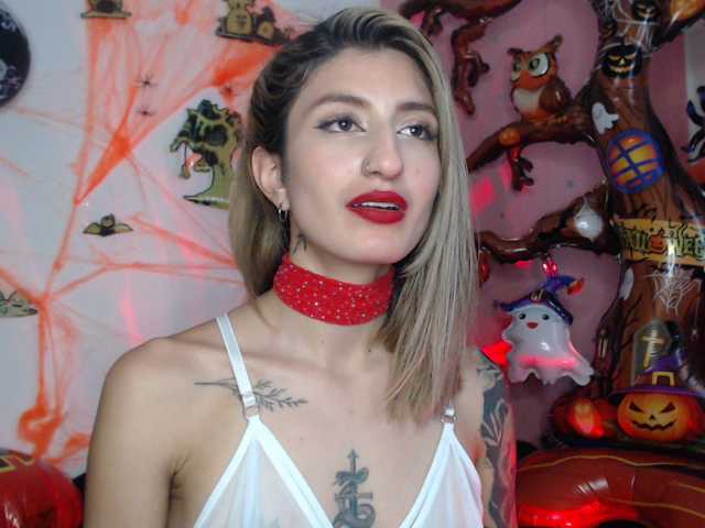 1kaii live cam on BongaCams