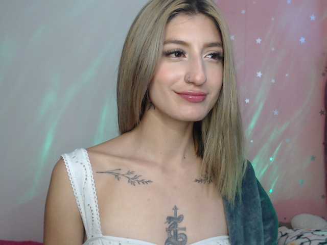 1kaii live cam on BongaCams