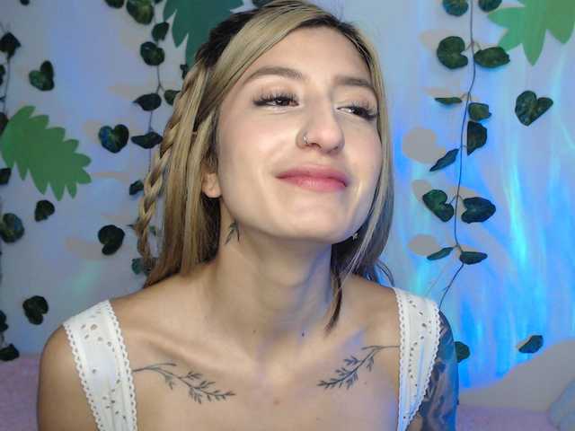 1kaii live cam on BongaCams