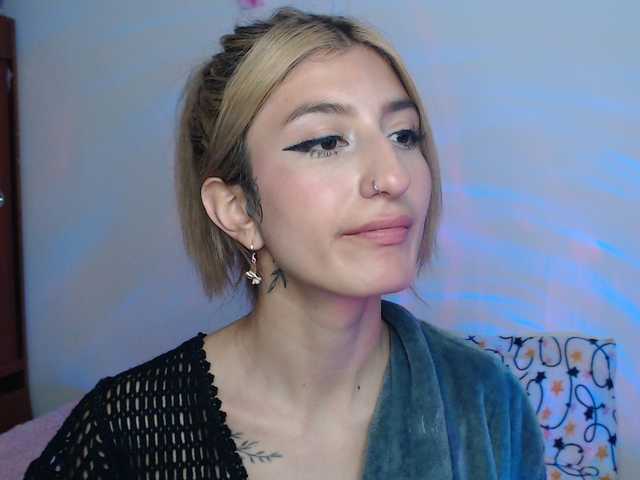 1kaii live cam on BongaCams