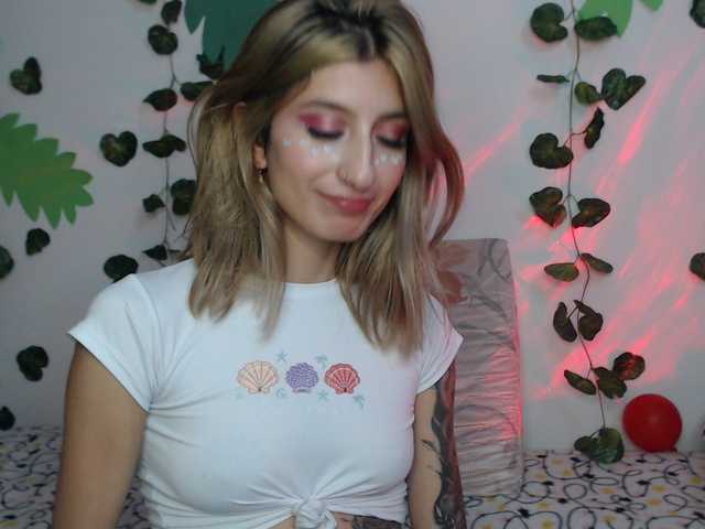1kaii live cam on BongaCams