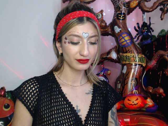 1kaii live cam on BongaCams