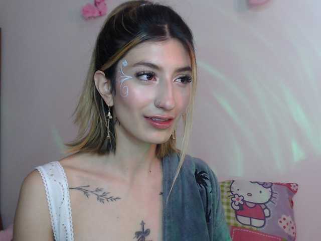 1kaii live cam on BongaCams