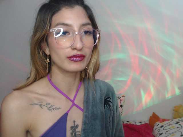 1kaii live cam on BongaCams