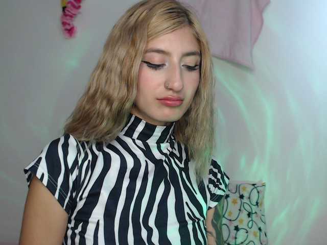 1kaii live cam on BongaCams