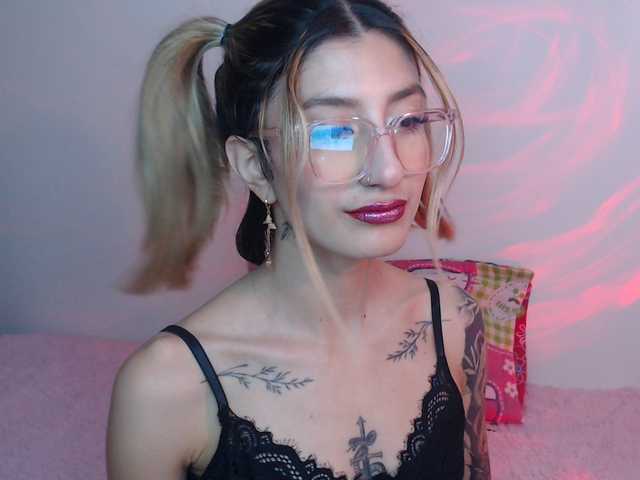 1kaii live webcam show