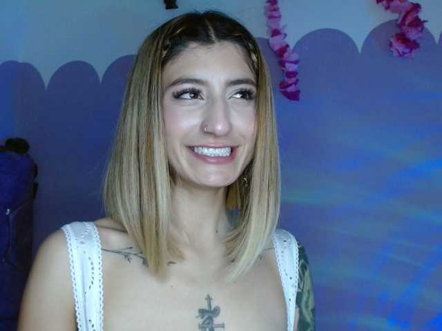 1kaii live cam on BongaCams