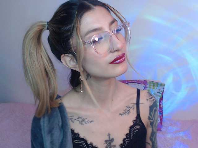 1kaii live webcam show