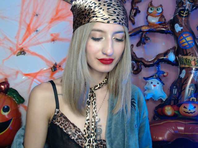 1kaii live cam on BongaCams