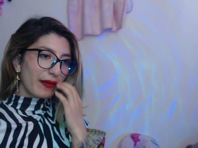 1kaii live webcam show