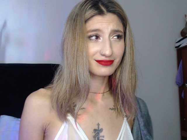 1kaii live cam on BongaCams