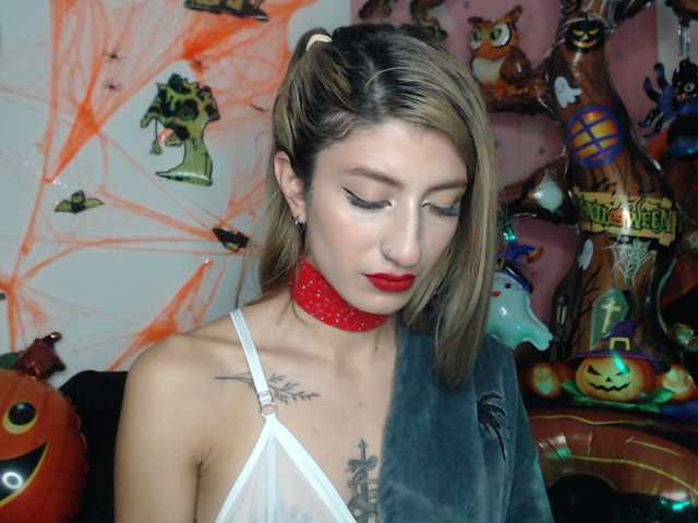 1kaii live cam on BongaCams
