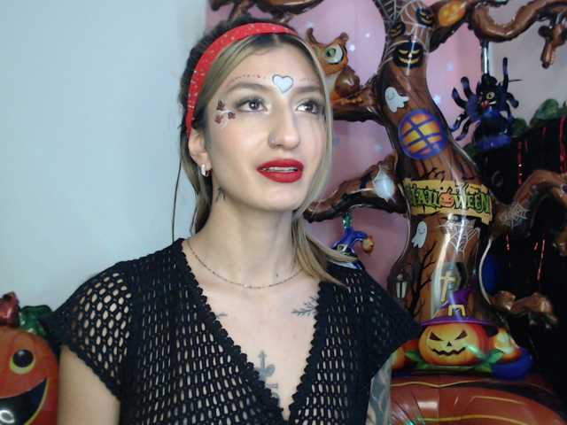 1kaii live cam on BongaCams