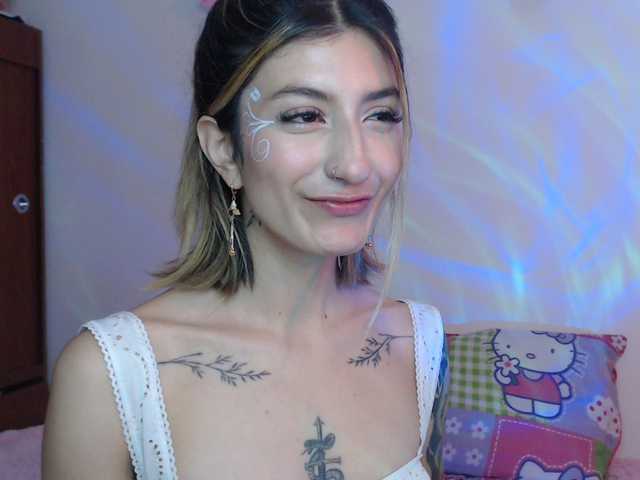 1kaii live cam on BongaCams