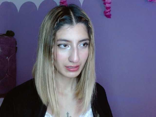 1kaii live cam on BongaCams