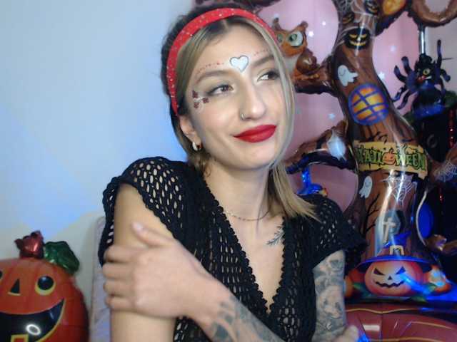 1kaii live cam on BongaCams