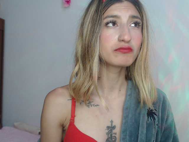 1kaii live cam on BongaCams
