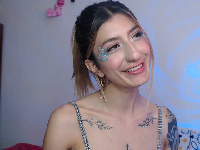 1kaii live cam on BongaCams