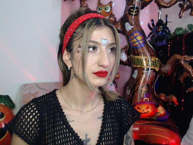 1kaii live cam on BongaCams