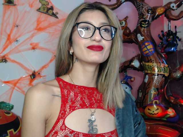 1kaii live cam on BongaCams