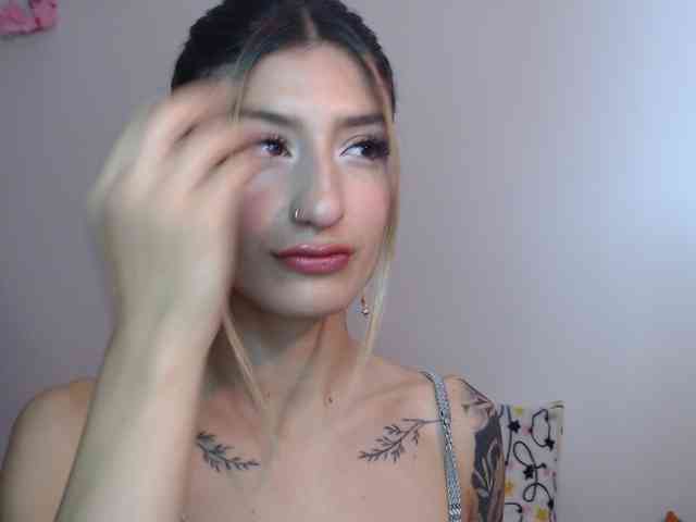 1kaii Live Webcam on BongaCams