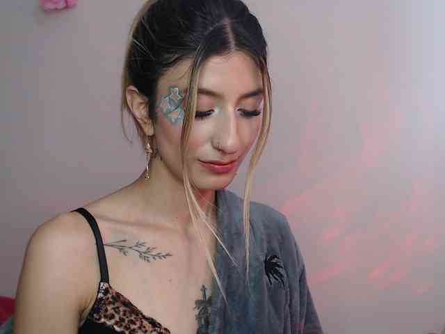 1kaii Live Webcam on BongaCams