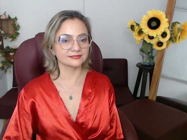 ana-milf live cam on BongaCams