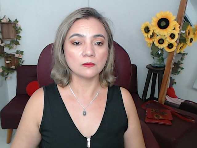 ana-milf live cam on BongaCams