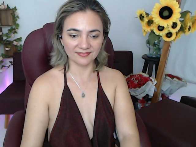 ana-milf live cam on BongaCams
