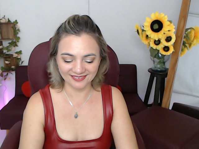 ana-milf live cam on BongaCams